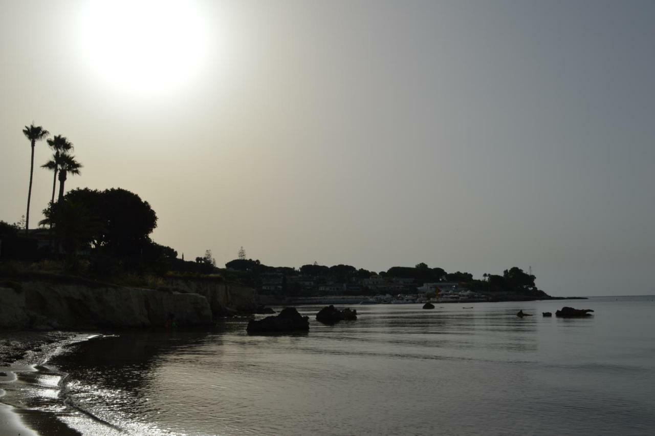 Angela Home A Pochi Passi Dal Mare Fontane Bianche Exteriér fotografie